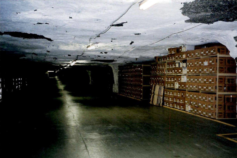 Illustration for article titled These Incredible Salt Mines Are Like Another World Beneath Our Feet